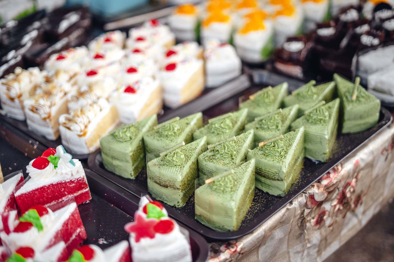 Custom Wedding Cakes